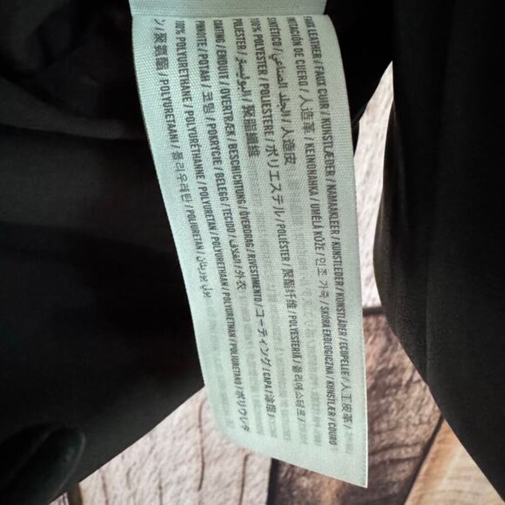 Abercrombie‎ & Fitch Faux Leather Jacket Black Large Workwear Minimalist NWT - Picture 9 of 9